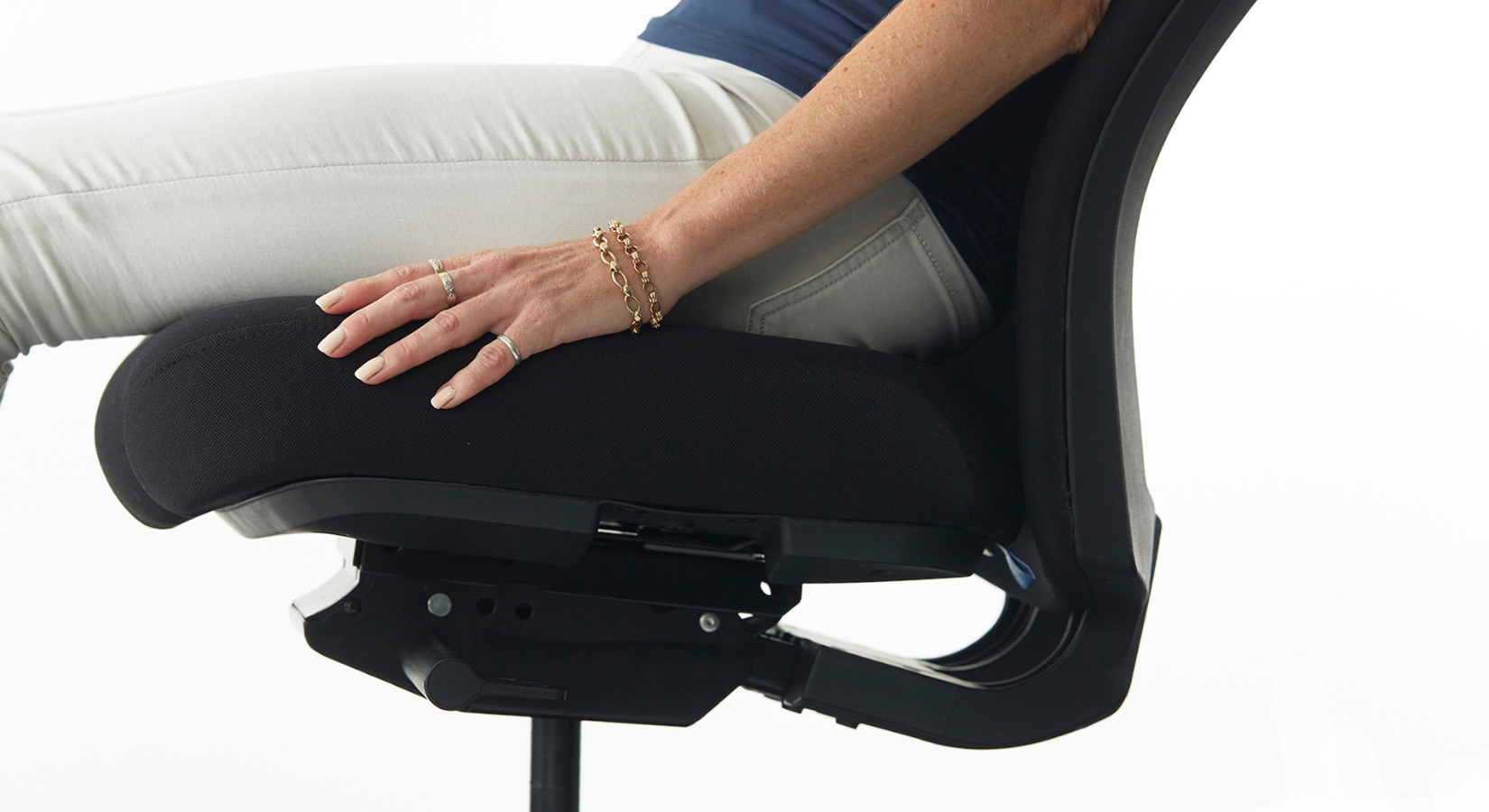 Why It's Important to Use an Office Chair Correctly for Health and Productivity